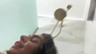 Emily Rinaudo Live Onlyfans Shower Leak